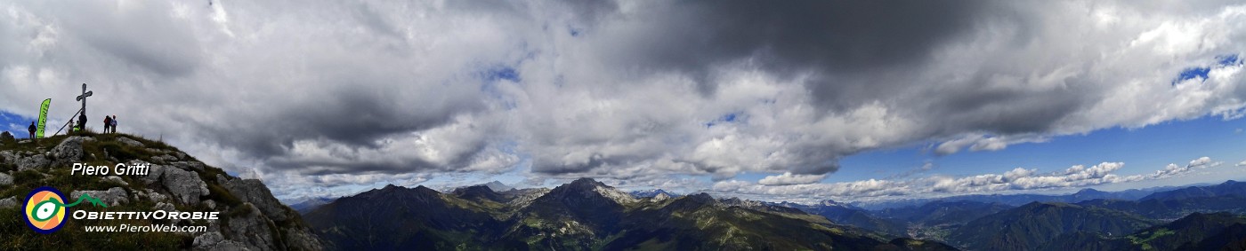 78 Panoramica da Cima Croce (1975 m).jpg